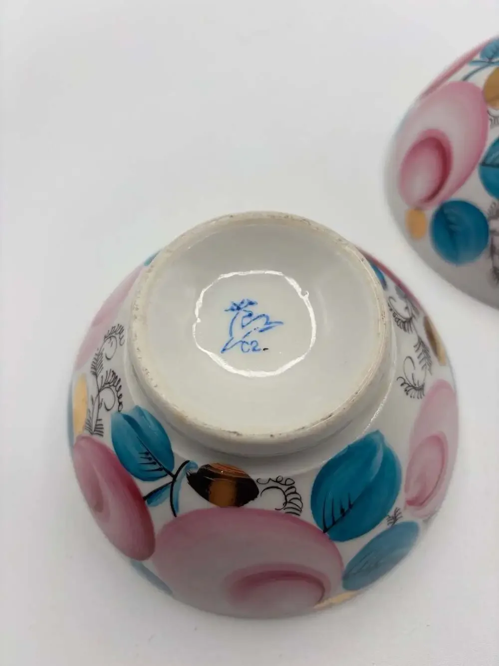 Vintage Dulevo Porcelain Hand-Painted Footed Tea Bowls Set of 2